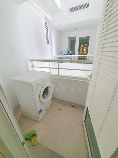 Siri Residence, Bangkok, 21 Soi Sukhumvit 24, Khong Tan, Khlong Toei, Bangkok, 1 Bedroom, 60 sqm, Condo For Sale, by Nicha Na Lampang, 500511019 - DDproperty.com