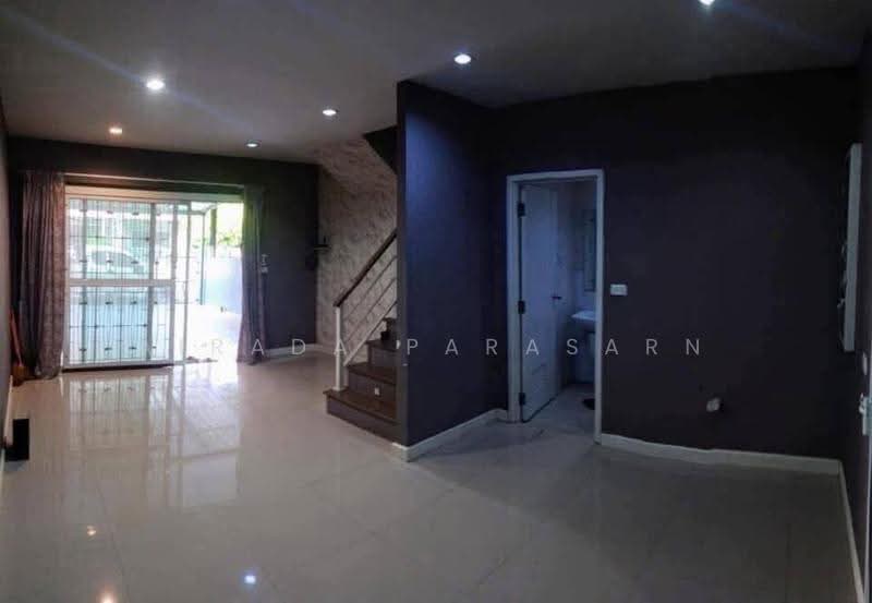 Villette Lite Pattanakarn, Bangkok, Soi Phatthanakan 38, Phatthanakan Road, Suan Luang, Bangkok, 3 Bedrooms, 120 sqm, Townhouse For Rent, by Airada Parasarn, 500511040 - DDproperty.com