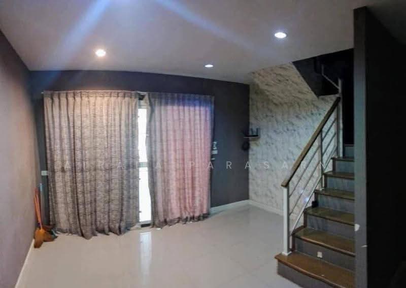 Villette Lite Pattanakarn, Bangkok, Soi Phatthanakan 38, Phatthanakan Road, Suan Luang, Bangkok, 3 Bedrooms, 120 sqm, Townhouse For Rent, by Airada Parasarn, 500511040 - DDproperty.com
