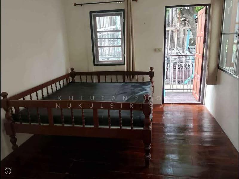 บ้าน 6-ห้องนอน, กรุงเทพ, บ้านช่างหล่อ, บางกอกน้อย, กรุงเทพ, 160 ตร.ม., บ้านเดี่ยว ขาย, โดย Khlueanphon Nukulsirisak, 500511098 - DDproperty.com