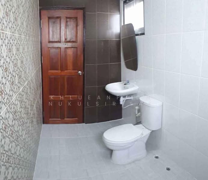 6-BR House, Bangkok, Ban Chang Lo, Bangkok Noi, Bangkok, 6 Bedrooms, 160 sqm, Single Detached House For Sale, by Khlueanphon Nukulsirisak, 500511098 - DDproperty.com