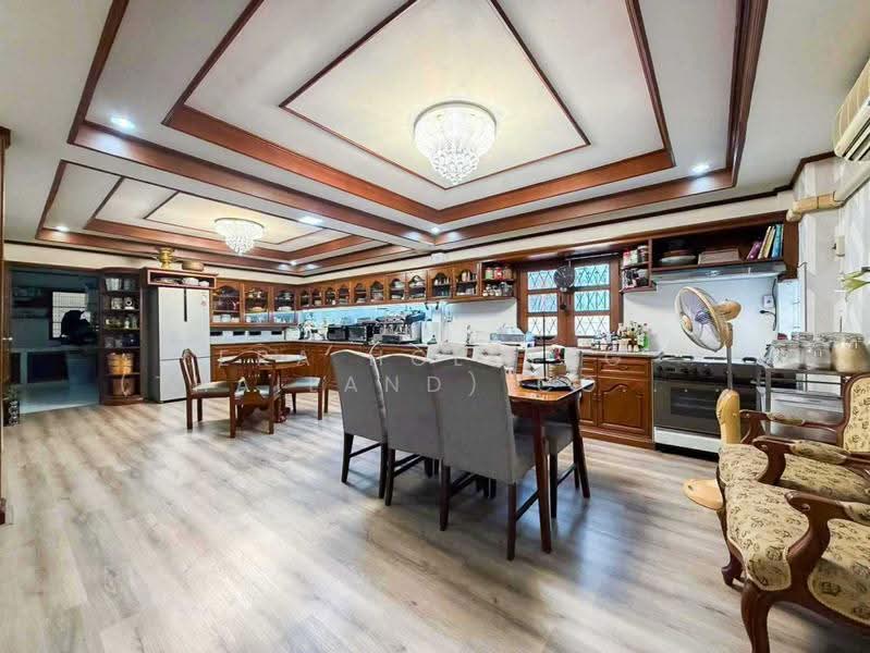 Meuangthong Garden Zone 1, Bangkok, Phatthanakan 69 Yaek 2-1-4, Prawet, Bangkok, 5 Bedrooms, 240 sqm, Single Detached House For Sale, by ERA Holding (Thailand) Co., Ltd., 500511101 - DDproperty.com