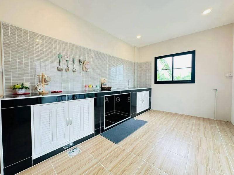 Baan Buathong 4, Nonthaburi, Ban Kluay-Sai Noi Road, Phimonrat, Bang Bua Thong, Nonthaburi, 3 Bedrooms, 80 sqm, Townhouse For Sale, by NR AGENT, 500511107 - DDproperty.com