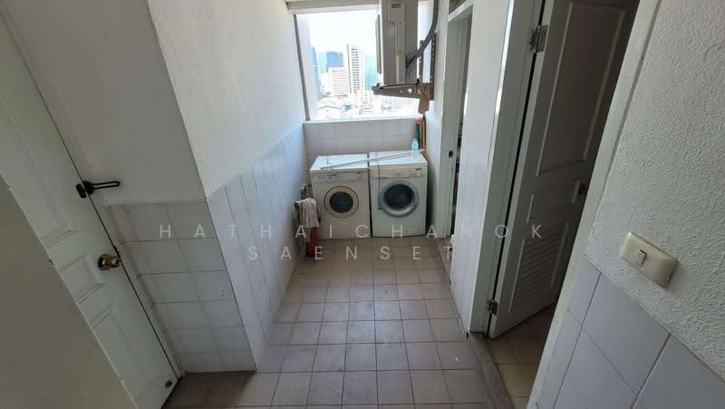 President Park Sukhumvit 24, Bangkok, 99 Sukhumvit 24 Alley, Khlongtoei Nua, Watthana, Bangkok, 3 Bedrooms, 223 sqm, Condo For Rent, by Hathaichanok Saenset, 500511119 - DDproperty.com