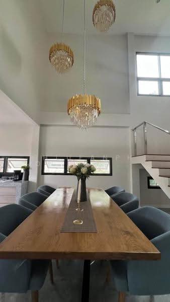 undefined, Bangkok, Lam Pla Tiew, Lat Krabang, Bangkok, 3 Bedrooms, 300 sqm, Single Detached House For Rent, by Khlueanphon Nukulsirisak, 500511133 - DDproperty.com