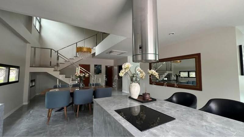 undefined, Bangkok, Lam Pla Tiew, Lat Krabang, Bangkok, 3 Bedrooms, 300 sqm, Single Detached House For Rent, by Khlueanphon Nukulsirisak, 500511133 - DDproperty.com