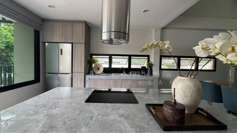 undefined, Bangkok, Lam Pla Tiew, Lat Krabang, Bangkok, 3 Bedrooms, 300 sqm, Single Detached House For Rent, by Khlueanphon Nukulsirisak, 500511133 - DDproperty.com