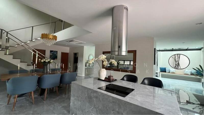 undefined, Bangkok, Lam Pla Tiew, Lat Krabang, Bangkok, 3 Bedrooms, 300 sqm, Single Detached House For Rent, by Khlueanphon Nukulsirisak, 500511133 - DDproperty.com