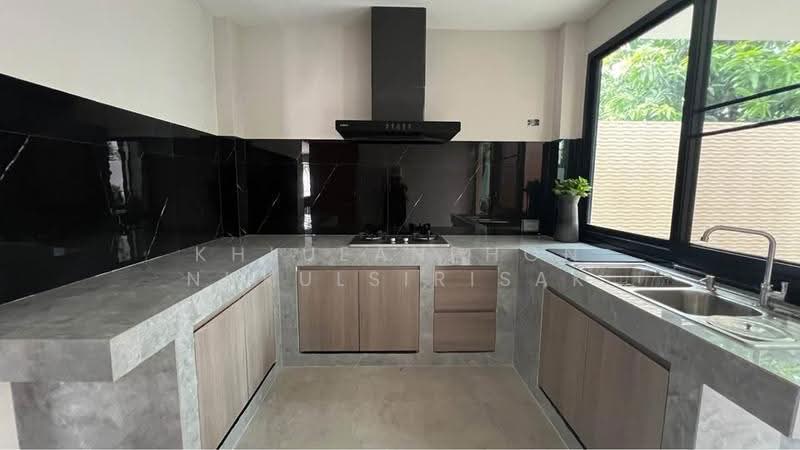 undefined, Bangkok, Lam Pla Tiew, Lat Krabang, Bangkok, 3 Bedrooms, 300 sqm, Single Detached House For Rent, by Khlueanphon Nukulsirisak, 500511133 - DDproperty.com