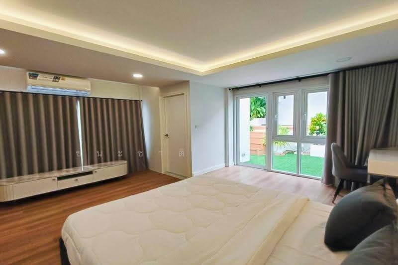 บ้านแฝด 2 ชั้น (หลังริม) เนื้อที่ 42 ตร.ว. สุขุมวิท 63 ซอยเอกมัย 12 (ซอยเจริญใจ), กรุงเทพ, คลองตันเหนือ, วัฒนา, กรุงเทพ, 290 ตร.ม., บ้านแฝด ขาย, โดย ชนะชาติ นนท์ตา, 500511144 - DDproperty.com