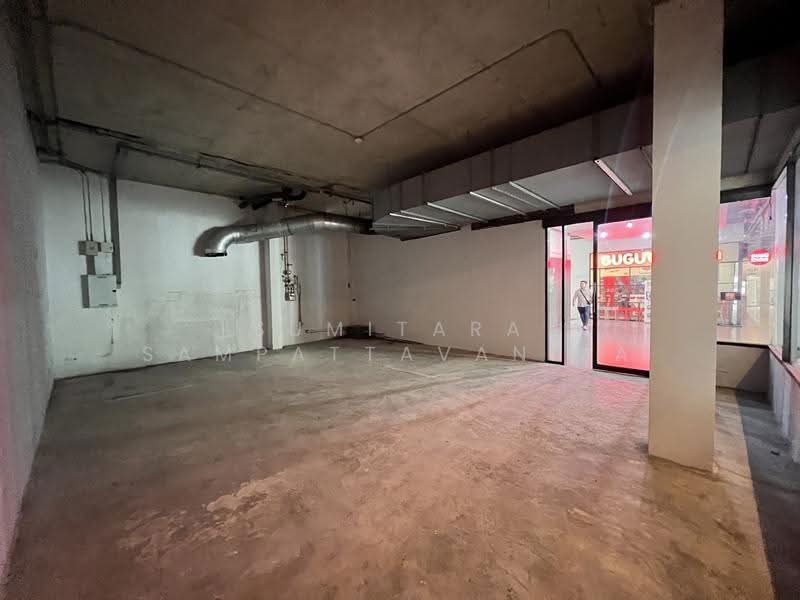 พื้นที่ให้เช่าอโศก สุขุมวิท : Space for rent Asoke, Sukhumvit, กรุงเทพ, คลองเตยเหนือ, วัฒนา, กรุงเทพ, 59 ตร.ม., พื้นที่ขายของ ให้เช่า, โดย Sumitara Sampattavanija, 500511150 - DDproperty.com