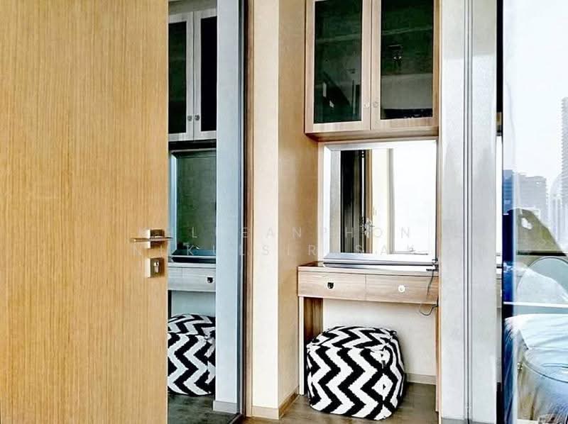 The Esse Asoke, Bangkok, 333 Soi Sukhumvit 21, Sukhumvit Road, Khlongtoei Nua, Watthana, Bangkok, 1 Bedroom, 47 sqm, Condo For Sale, by Khlueanphon Nukulsirisak, 500511162 - DDproperty.com