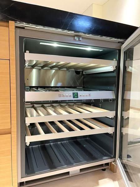 Saladaeng Residences, Bangkok, 29/1 North Sathorn Road, Silom, Bang Rak, Bangkok, 2 Bedrooms, 127 sqm, Condo For Rent, by Hathaichanok Saenset, 500511219 - DDproperty.com