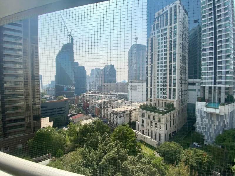 Baan Suanpetch, Bangkok, 18 Soi Sukhumvit 39, Khlong Tan Nua, Watthana, Bangkok, 1 Bedroom, 134 sqm, Condo For Rent, by Hathaichanok Saenset, 500511255 - DDproperty.com