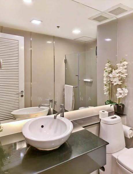 Nusasiri Grand, Bangkok, Soi Sukhumvit 42, Phra Kanong, Khlong Toei, Bangkok, 2 Bedrooms, 80 sqm, Condo For Rent, by Vinai Wattana, 500511264 - DDproperty.com