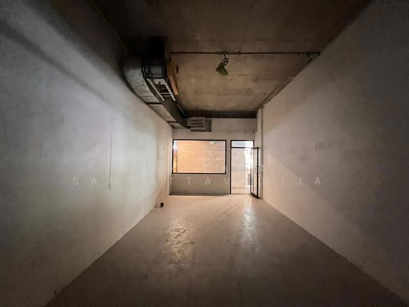 พื้นที่ให้เช่าอโศก สุขุมวิท : Space for rent Asoke, Sukhumvit, กรุงเทพ, คลองเตยเหนือ, วัฒนา, กรุงเทพ, 35 ตร.ม., พื้นที่ขายของ ให้เช่า, โดย Sumitara Sampattavanija, 500511308 - DDproperty.com