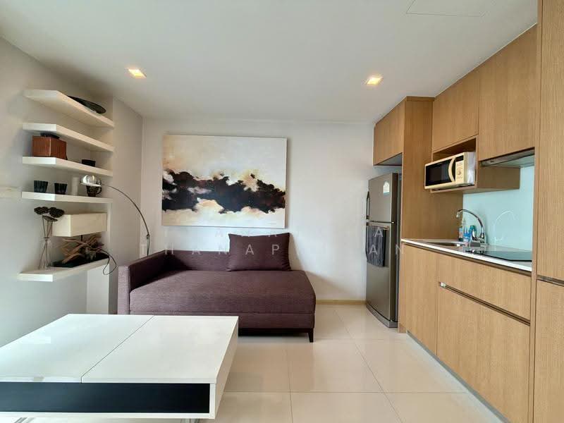 Socio Ruamrudee, Bangkok, Soi Ruamruedee 2, Lumphini, Pathum Wan, Bangkok, 1 Bedroom, 47 sqm, Condo For Rent, by Thanatcha Thanapaisan, 500511330 - DDproperty.com