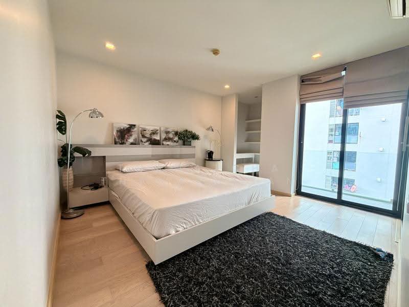 Socio Ruamrudee, Bangkok, Soi Ruamruedee 2, Lumphini, Pathum Wan, Bangkok, 1 Bedroom, 47 sqm, Condo For Rent, by Thanatcha Thanapaisan, 500511330 - DDproperty.com