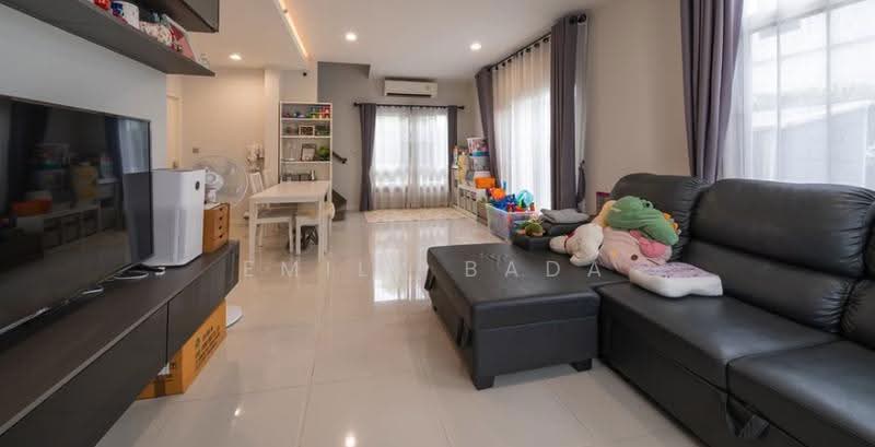 Mantana Onnut-Wongwaen 5, Bangkok, Kanchanaphisek Road, Dok Mai, Prawet, Bangkok, 3 Bedrooms, 158 sqm, Single Detached House For Sale, by Emily Bada, 500511346 - DDproperty.com