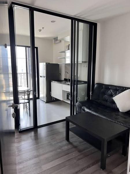 The Base Park East Sukhumvit 77, Bangkok, 99 Soi Pridi Banomyong 2, Phra Kanong Nua, Watthana, Bangkok, 1 Bedroom, 31 sqm, Condo For Rent, by Kanyapuk Tinanop, 500511385 - DDproperty.com