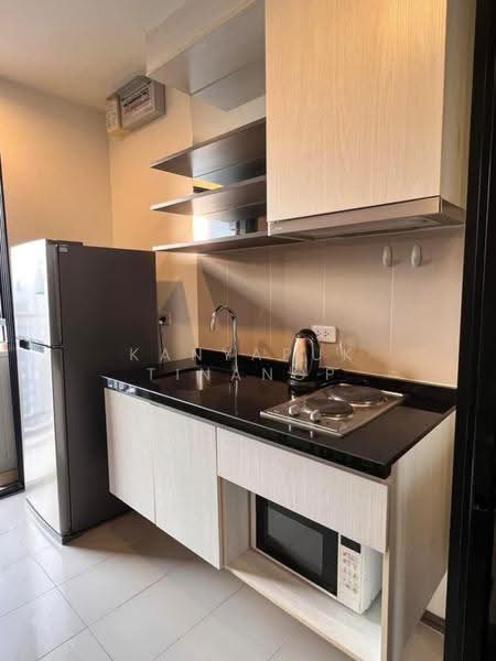 The Base Park East Sukhumvit 77, Bangkok, 99 Soi Pridi Banomyong 2, Phra Kanong Nua, Watthana, Bangkok, 1 Bedroom, 31 sqm, Condo For Rent, by Kanyapuk Tinanop, 500511385 - DDproperty.com