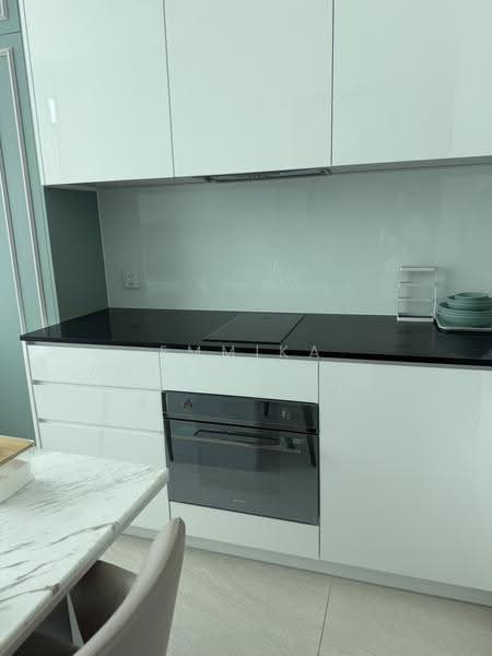 Tait Sathorn 12, Bangkok, Soi Sathorn 12, Sathorn Road, Silom, Bang Rak, Bangkok, 1 Bedroom, 52 sqm, Condo For Rent, by Emmika Ngoencharoen, 500511396 - DDproperty.com