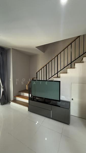 Baan Klang Muang Ratchaphruek, Nonthaburi, Road in Front of House, Mahasawat, Bang Kruai, Nonthaburi, 3 Bedrooms, 190 sqm, Townhouse For Rent, by HOME Real Estate Service, 500511412 - DDproperty.com