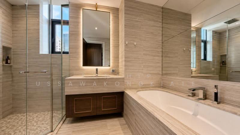 The Diplomat 39, Bangkok, 18 Soi Sukhumvit 39, Sukhumvit Road, Khlong Tan Nua, Watthana, Bangkok, 2 Bedrooms, 92 sqm, Condo For Sale, by Ponthip Ussawakongkiate, 500511434 - DDproperty.com