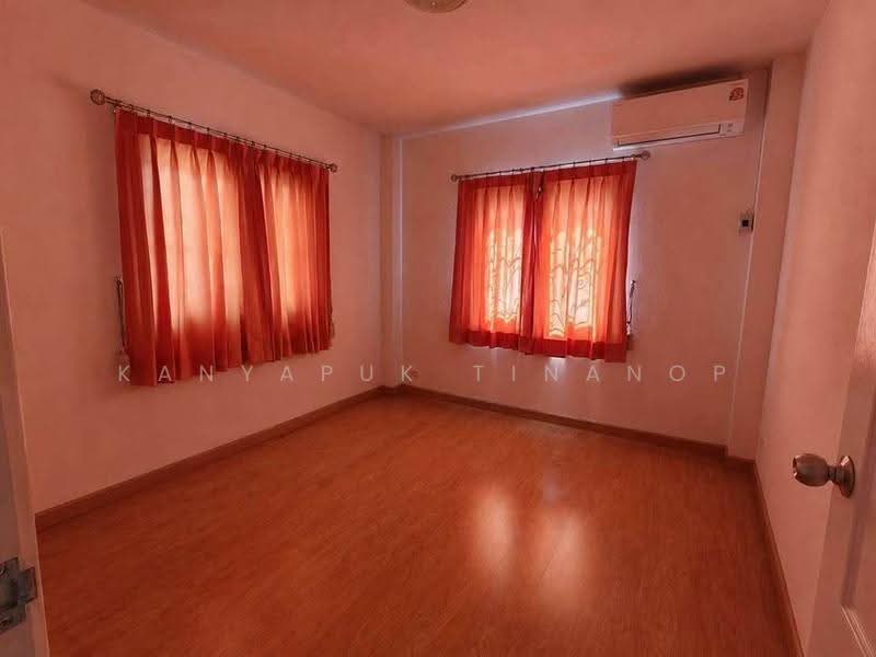 บ้าน 4-ห้องนอน, กรุงเทพ, ดอกไม้, ประเวศ, กรุงเทพ, 220 ตร.ม., บ้านเดี่ยว ขาย, โดย Kanyapuk Tinanop, 500511440 - DDproperty.com