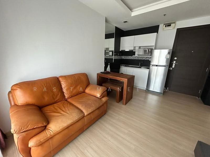 Thru Thonglor, Bangkok, Petchaburi Road, Bang Kapi, Huai Khwang, Bangkok, 1 Bedroom, 32 sqm, Condo For Rent, by Rasita Maneelam, 500511458 - DDproperty.com