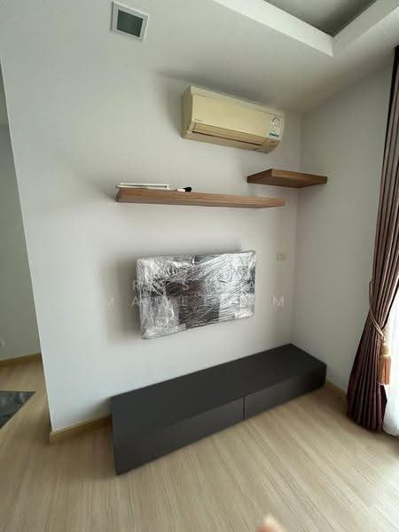 Thru Thonglor, Bangkok, Petchaburi Road, Bang Kapi, Huai Khwang, Bangkok, 1 Bedroom, 32 sqm, Condo For Rent, by Rasita Maneelam, 500511458 - DDproperty.com