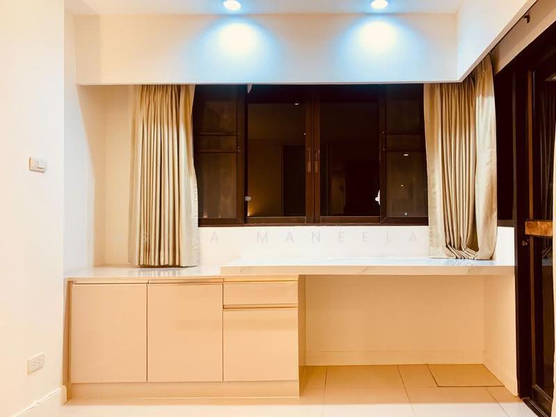 The Winning Tower, Bangkok, 958 Sukhumvit 71 Road, Khlong Tan Nua, Watthana, Bangkok, 1 Bedroom, 50 sqm, Condo For Rent, by Rasita Maneelam, 500511467 - DDproperty.com