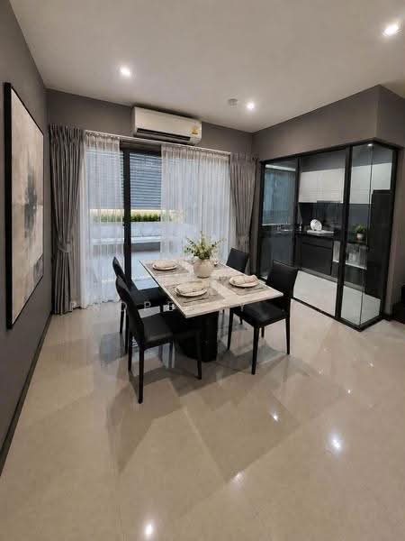 Landmark Ekamai-Ramindra, Bangkok, Sukhonthasawat Road, Lat Phrao, Bangkok, 3 Bedrooms, 224 sqm, Townhouse For Rent, by NTG Property House Co.,Ltd., 500511483 - DDproperty.com