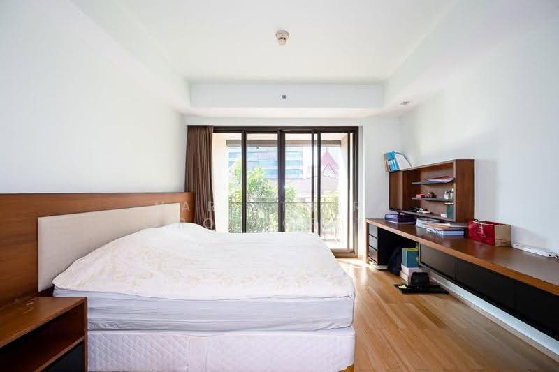 Prive by Sansiri, Bangkok, 68 Soi Ruamrudee, Wireless Road, Lumphini, Pathum Wan, Bangkok, 2 Bedrooms, 104 sqm, Condo For Rent, by Narinthira Roengrit, 500511525 - DDproperty.com