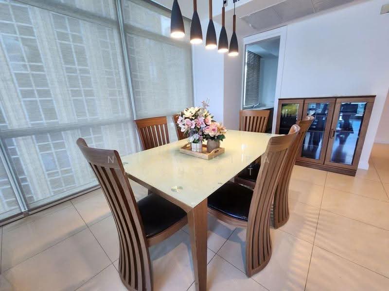 Athenee Residence, Bangkok, 65 Witthayu Road, Lumphini, Pathum Wan, Bangkok, 2 Bedrooms, 96 sqm, Condo For Rent, by Narinthira Roengrit, 500511541 - DDproperty.com