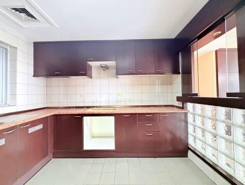All Seasons Mansion, Bangkok, Soi Ruamrudee, Wireless Road, Lumphini, Pathum Wan, Bangkok, 3 Bedrooms, 178 sqm, Condo For Sale, by Kamonporn Chanpreecha, 500511552 - DDproperty.com