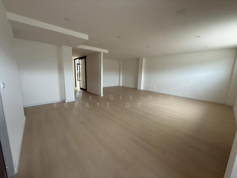 ขายด่วน ตึกสำนักงาน 4 ชั้น โครงการรีเจ้นท์รัชดา, Bangkok, Wang Thonglang, Bangkok, , 600 sqm, Office Space For Sale, by Forty-Six Real Estate Group, 500511572 - DDproperty.com