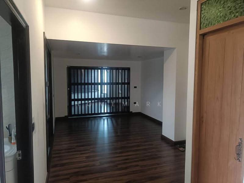Premier Place, Bangkok, 146 Soi Seri 9, New Rama 9 Road, Suan Luang, Bangkok, 1 Bedroom, 101 sqm, Condo For Sale, by Homemark, 500511603 - DDproperty.com