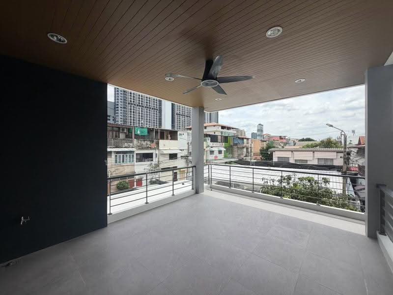 House Bang Pho – MRT Bang Pho 450 m, Bangkok, Bang Sue, Bangkok, 5 Bedrooms, 300 sqm, Single Detached House For Rent, by ปรินทร์ญาดา ชิณโชติ, 500511611 - DDproperty.com