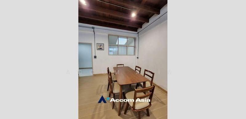 Renovated private house with cozy charm in Ekkamai, Bangkok, Khlong Tan Nua, Watthana, Bangkok, 3 Bedrooms, 192 sqm, Single Detached House For Rent, by Accom Asia, 500511627 - DDproperty.com