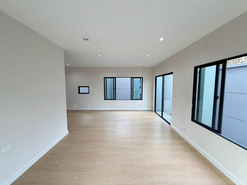 Saransiri Tiwanon Chaengwattana, Pathum Thani, Ban Mai, Muang Pathum Thani, Pathum Thani, 3 Bedrooms, 180 sqm, Single Detached House For Sale, by kanthapoom pornngam, 500511672 - DDproperty.com