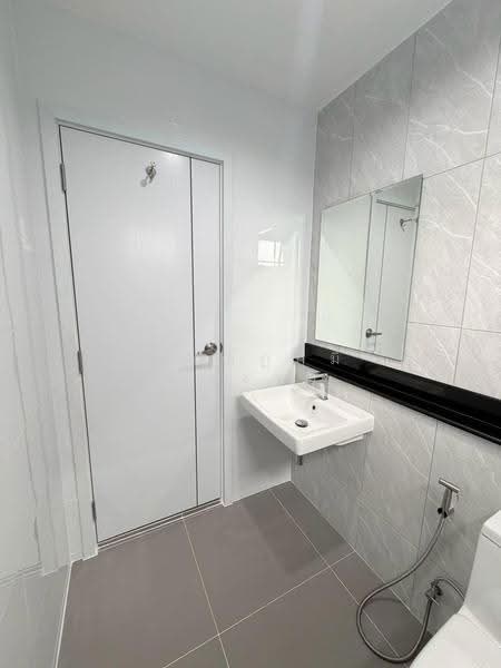 Saransiri Tiwanon Chaengwattana, Pathum Thani, Ban Mai, Muang Pathum Thani, Pathum Thani, 3 Bedrooms, 180 sqm, Single Detached House For Sale, by kanthapoom pornngam, 500511672 - DDproperty.com