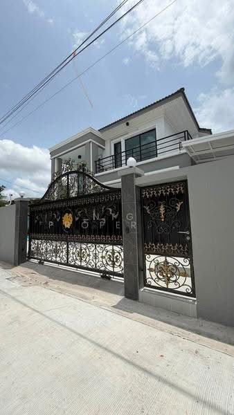 NG553 ให้เช่าบ้านเดี่ยว pool villa อ่อนนุช 46 เฟอร์ครบ ราคา 150,000 บาท/ต่อเดือน, Bangkok, อ่อนนุช46, Suan Luang, Bangkok, 5 Bedrooms, 300 sqm, Single Detached House For Rent, by NTG Property House Co.,Ltd., 500511679 - DDproperty.com