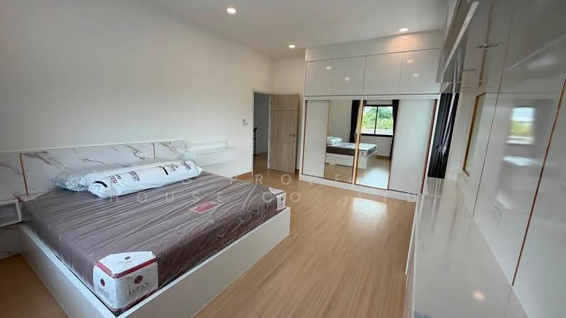 NG553 ให้เช่าบ้านเดี่ยว pool villa อ่อนนุช 46 เฟอร์ครบ ราคา 150,000 บาท/ต่อเดือน, Bangkok, อ่อนนุช46, Suan Luang, Bangkok, 5 Bedrooms, 300 sqm, Single Detached House For Rent, by NTG Property House Co.,Ltd., 500511679 - DDproperty.com