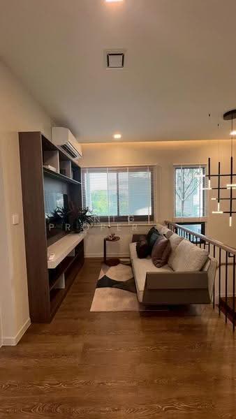 Mantana Bangna Km.15, Samut Prakan, 456 Bangna-Trad Road Km.15, Bang Chalong, Bang Plee, Samut Prakan, 4 Bedrooms, 283 sqm, Single Detached House For Rent, by NTG Property House Co.,Ltd., 500511684 - DDproperty.com