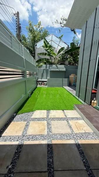Baan Thew Son : บ้านทิวสน, กรุงเทพ, ซอย ลาดพร้าว 87, คลองเจ้าคุณสิงห์, วังทองหลาง, กรุงเทพ, 145 ตร.ม., บ้านเดี่ยว ให้เช่า, โดย Connex Property, 500511692 - DDproperty.com