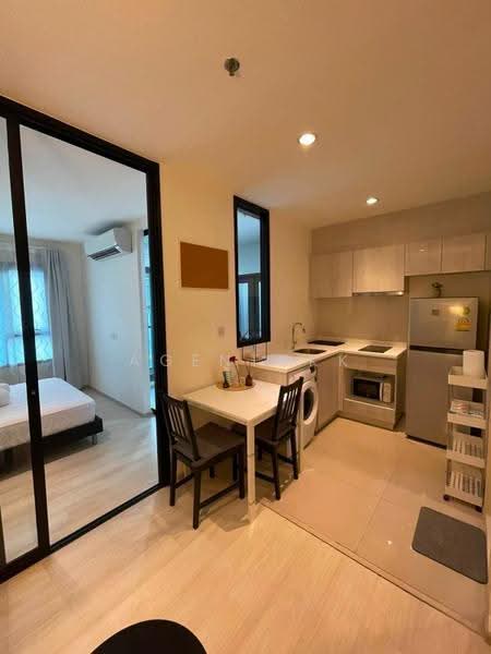 Life Asoke, Bangkok, Asoke-Dindang Road, Bang Kapi, Huai Khwang, Bangkok, 1 Bedroom, 36 sqm, Condo For Rent, by Agentbkk, 500511756 - DDproperty.com