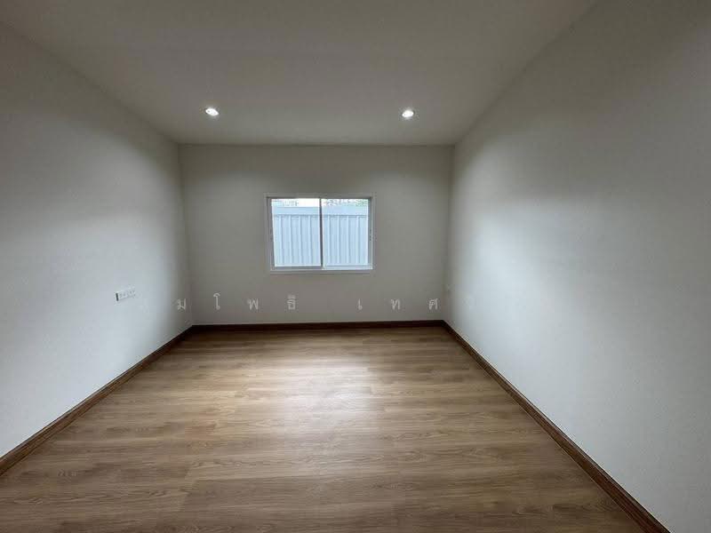 อมรพันธ์ ลาดพร้าว74, Bangkok, Lat Phrao, Bangkok, 3 Bedrooms, 72 sqm, Townhouse For Sale, by สมโพธิ เทศวิรัช, 500511768 - DDproperty.com