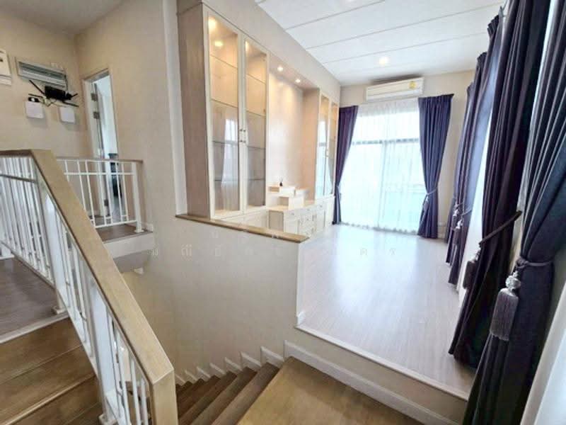 Perfect Place Rama 9-Krungthep Kreetha, Bangkok, Srinakarin - Rom Klao Road, Khlong Song Ton Nun, Lat Krabang, Bangkok, 4 Bedrooms, 180 sqm, Single Detached House For Rent, by นัฐพงค์ มณีอัครเนตร, 500511782 - DDproperty.com