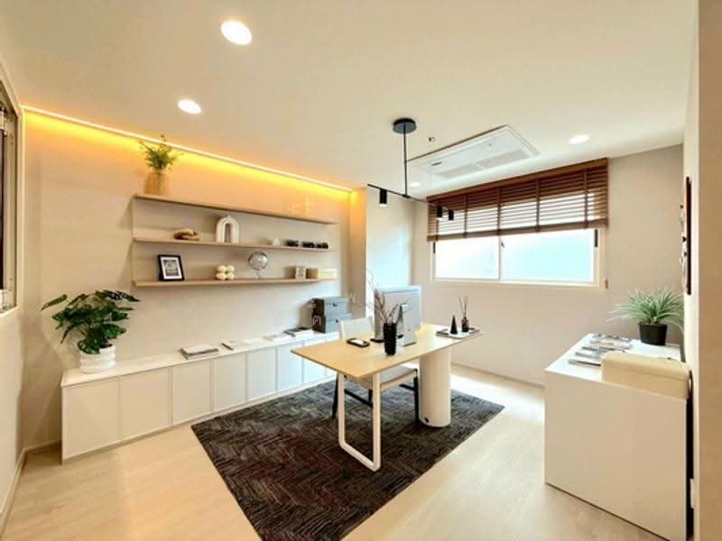 Nue Verse Krungthep Kreetha, Bangkok, Srinakarin - Romklao Road, Saphan Sung, Bangkok, 3 Bedrooms, 200 sqm, Townhouse For Rent, by นัฐพงค์ มณีอัครเนตร, 500511813 - DDproperty.com